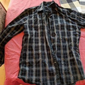 Van Heusen Mens button down - Slim Fit